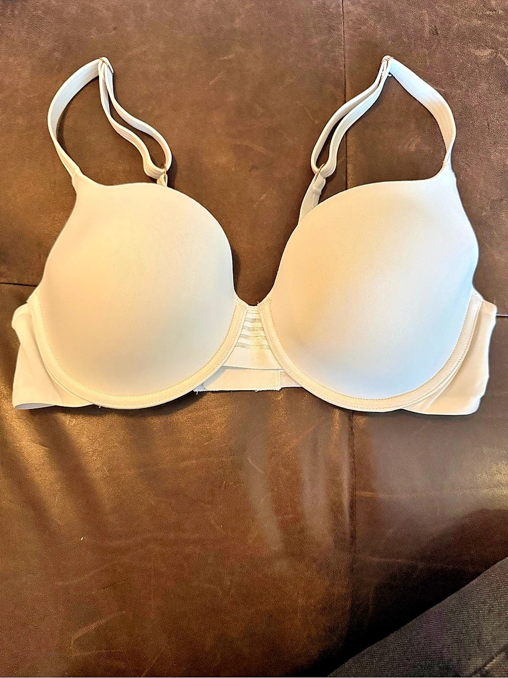 Le Mystere Second Skin Back Smoother T-Shirt Bra White 34D
